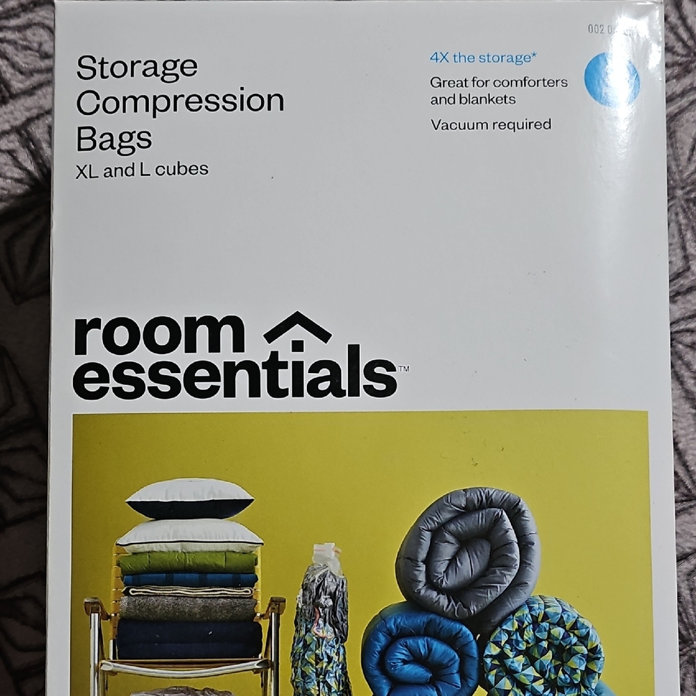 Room Essentials XL and L Storage Compression Bags - White